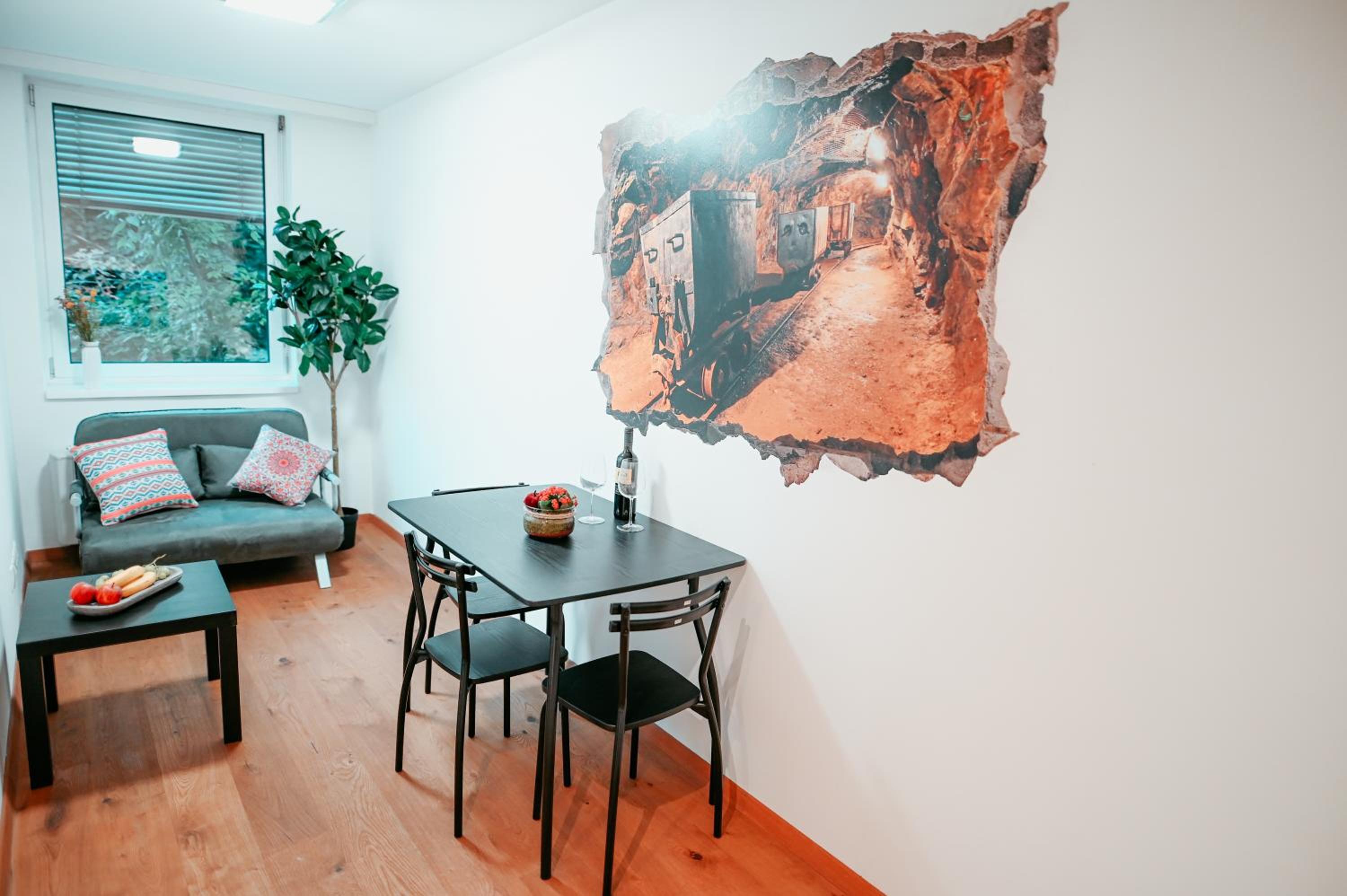 Vienna Shopping Center 6a Apartment
