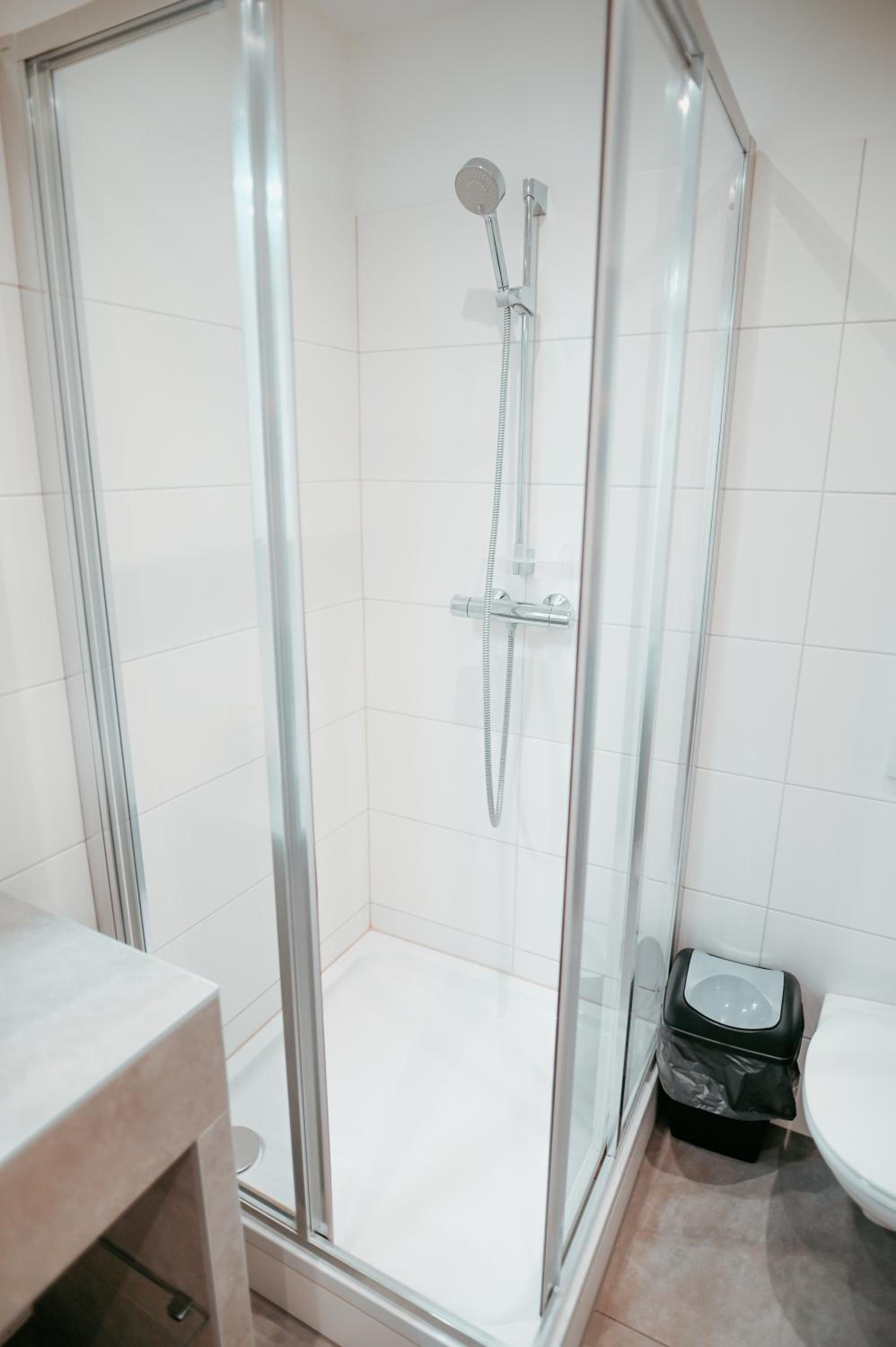 Vienna Shopping Center 6a Apartment