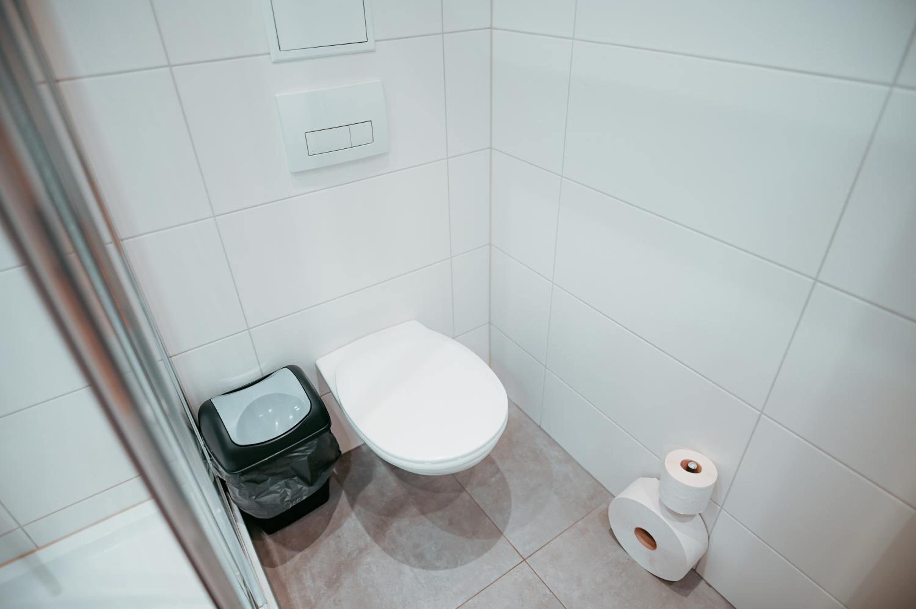 Vienna Shopping Center 6a Apartment