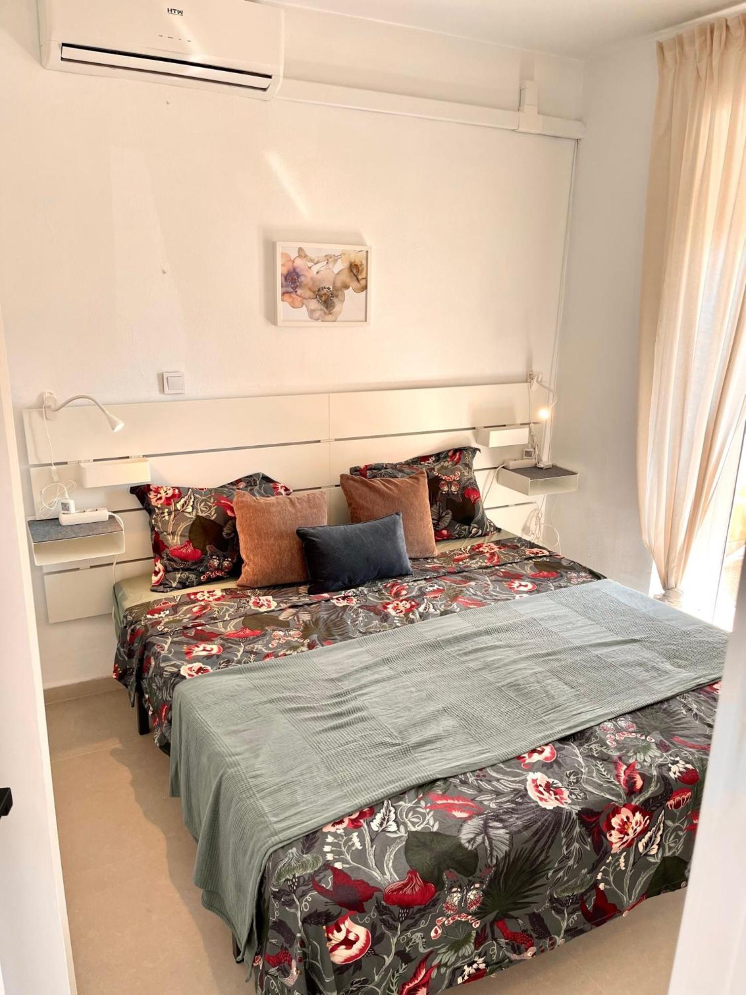BenalBeach Holiday Appartement 2BDR Beach100m 5 Pools Gardens view 4