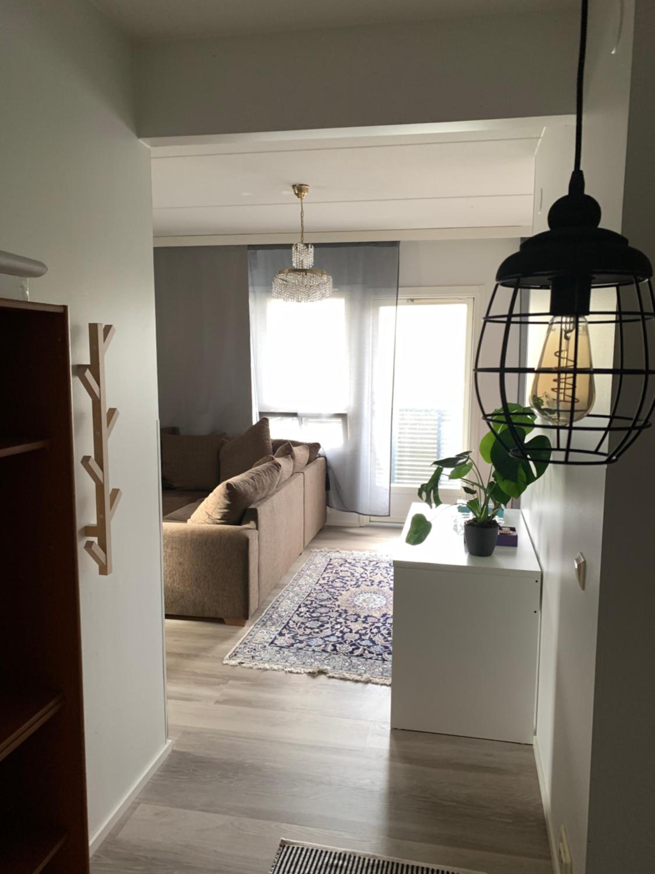 Spacious Apartment Next to Metro, Beach, Shopping Centre