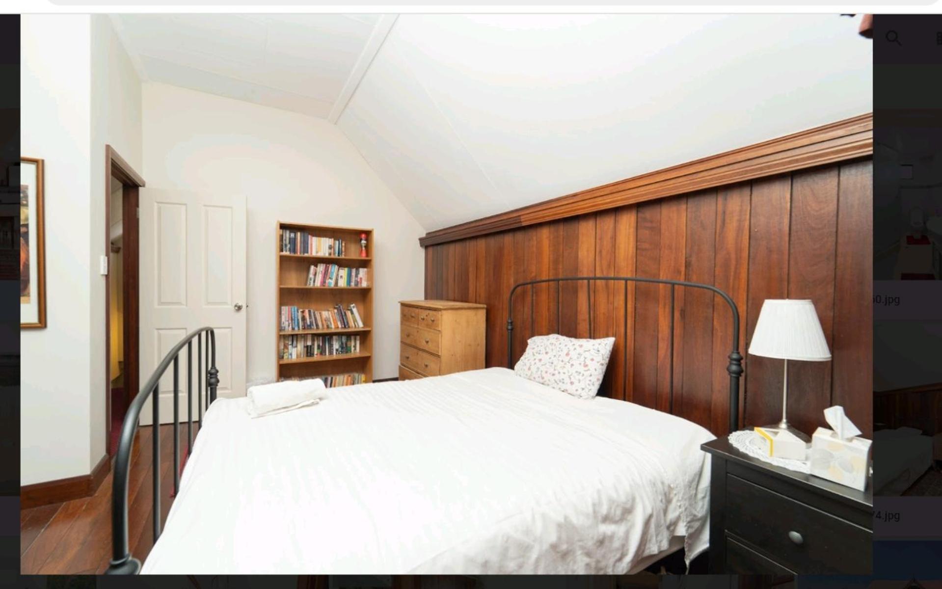 Snow-white's 2 bedroom City heart Cottage in Perth 6000