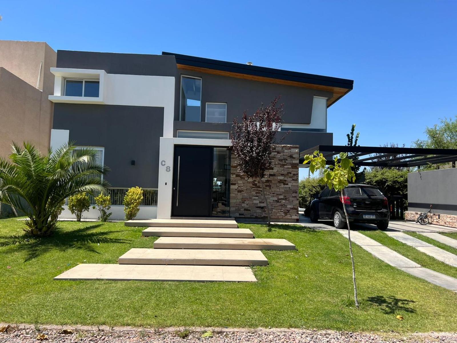 Casa Mora