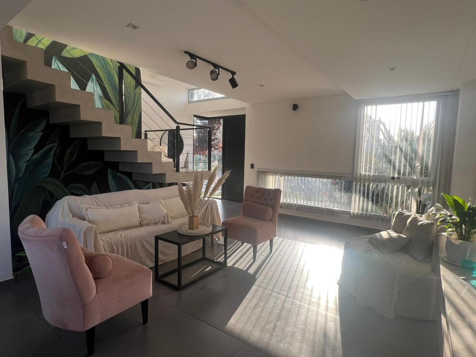 Casa Mora