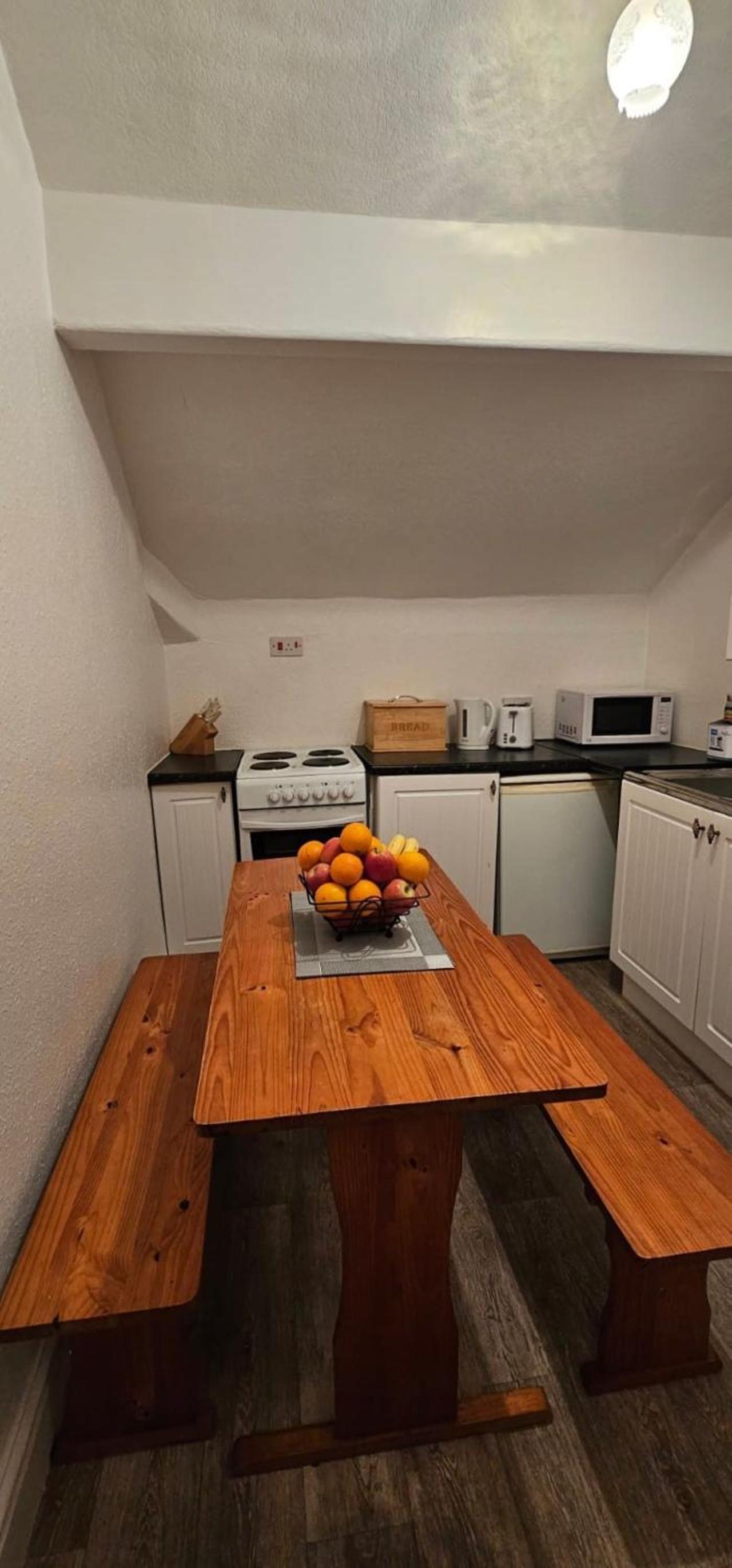 Lawnswood Apartments