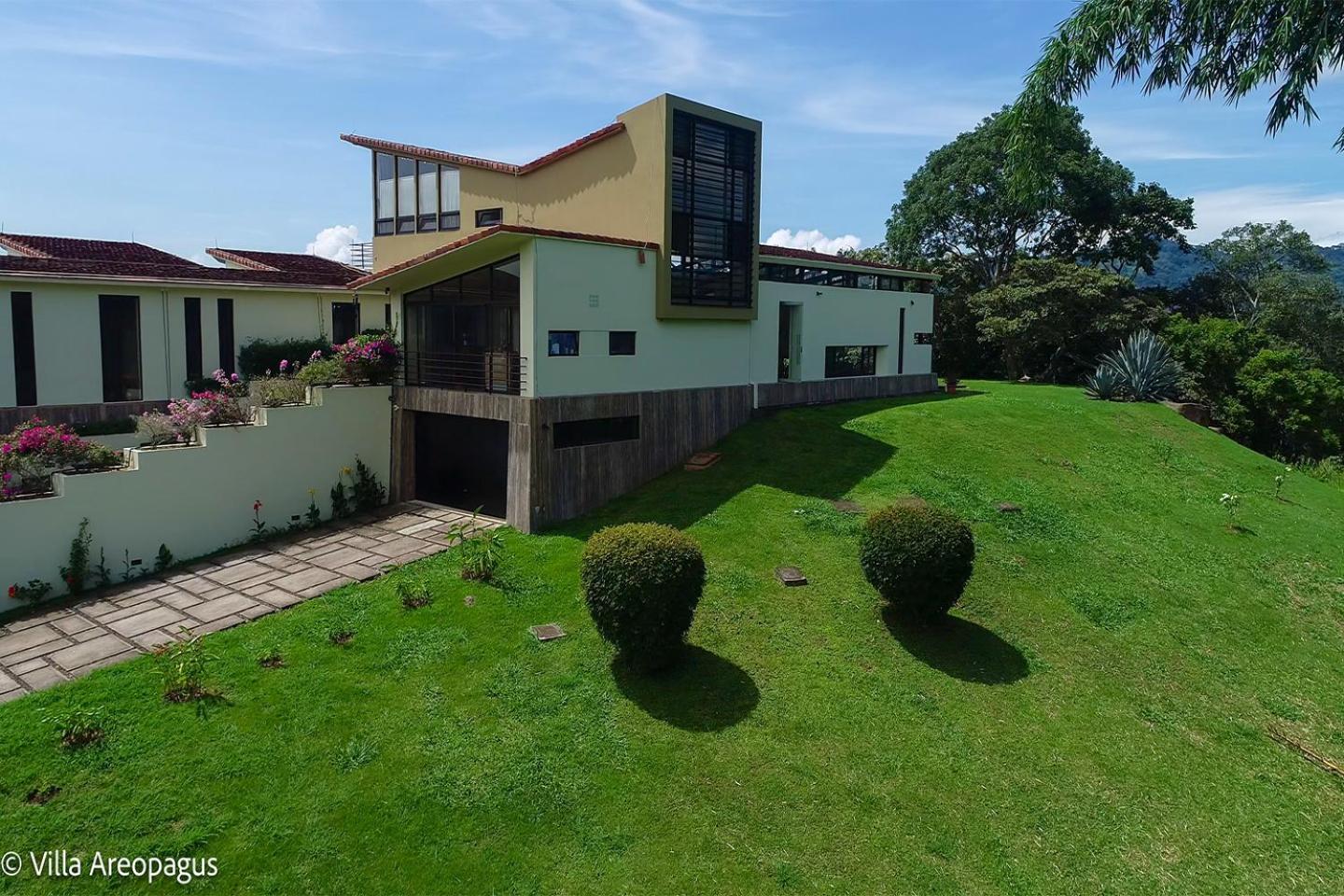 Villa Areopagus