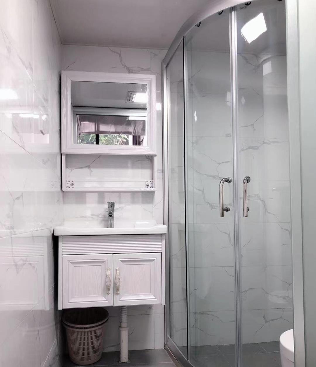 Chinese new year style Shanghai Garden Historical loft Apartment with courtyard and citywalk- Near Downtown Wukang Road