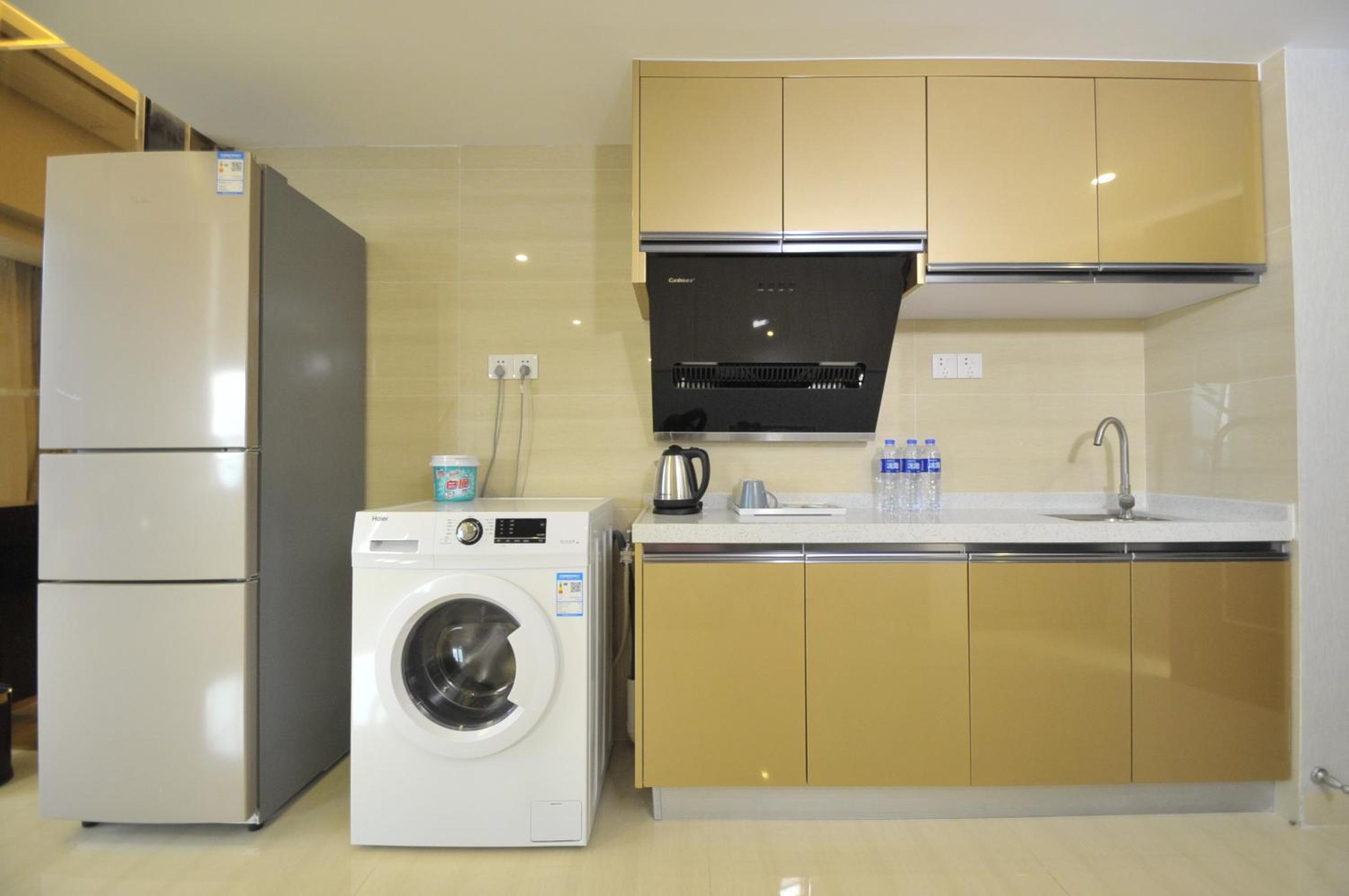 Waifiden Duplex Apartment Zhongyong Jinyu Building-Free Shuttle Bus to Canton Fair