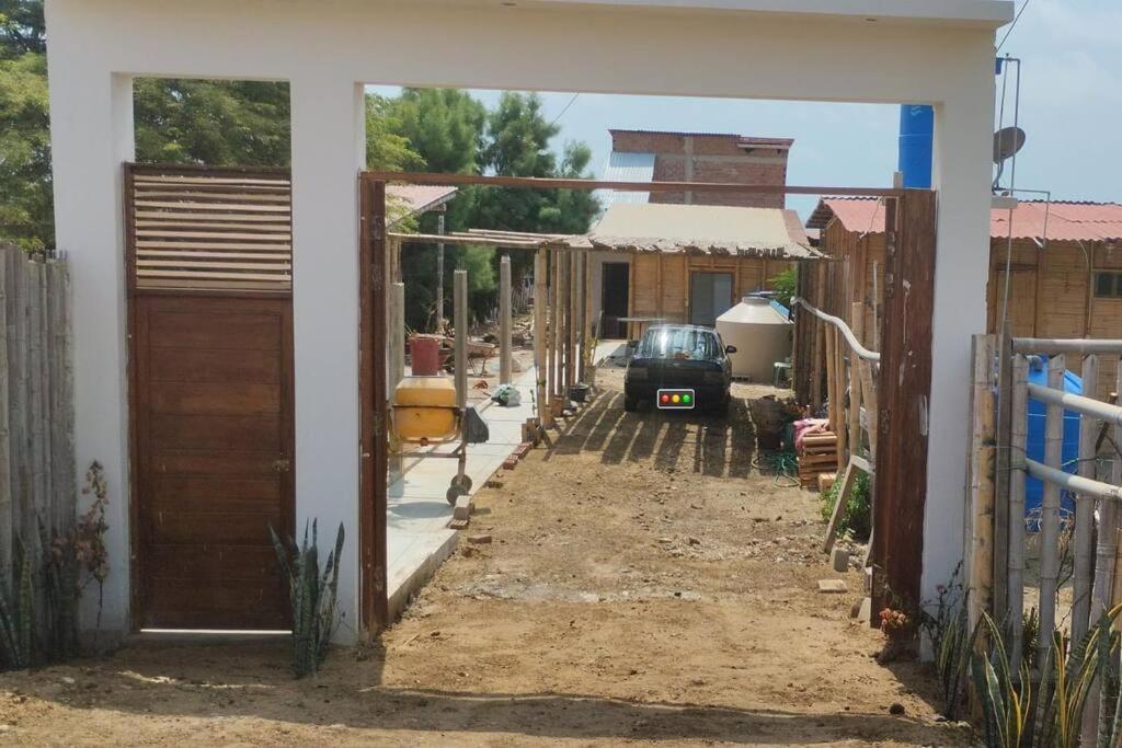 Acogedora casa frente al mar view 4