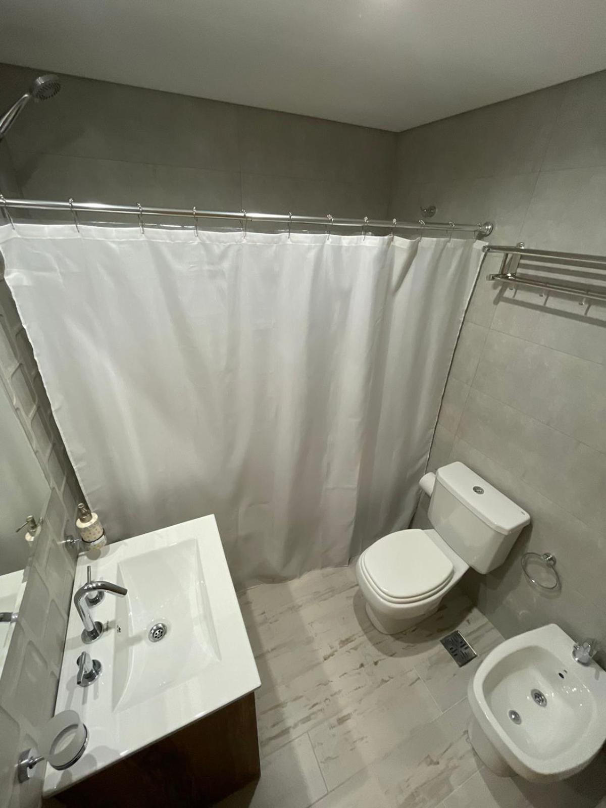 EXCELENTE departamento a estrenar con cochera en zona Plaza Mitre