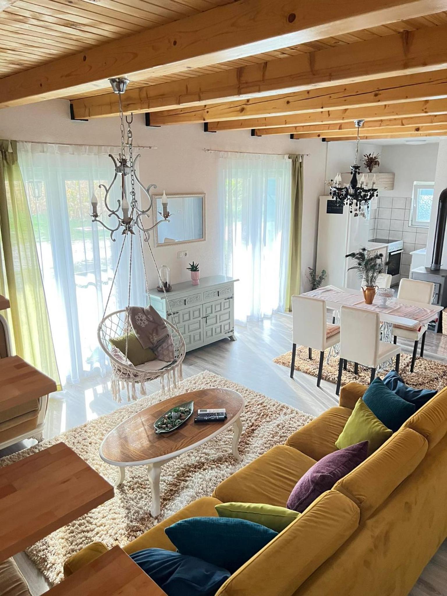 Bajka na dan two bedroom apartment