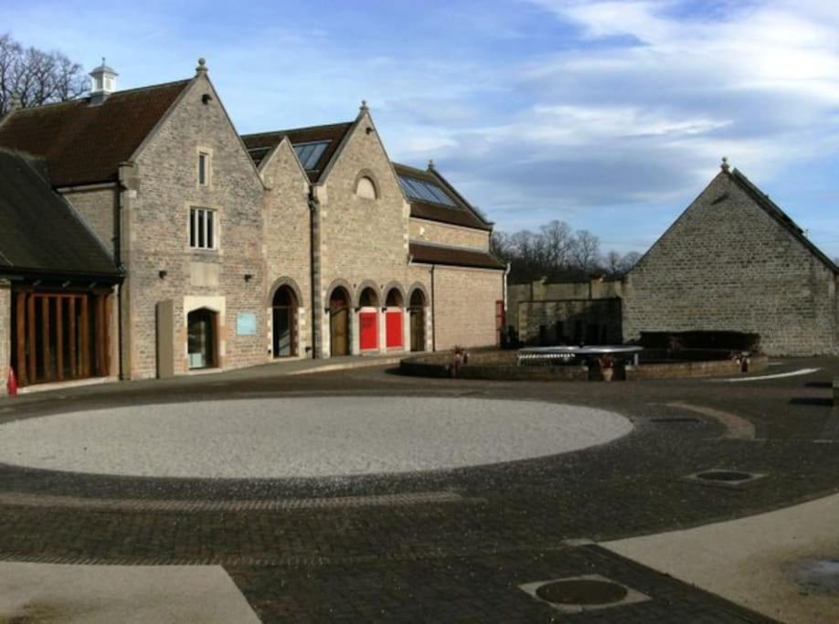 Contractors Corporate Charress House, 6 Bedrooms