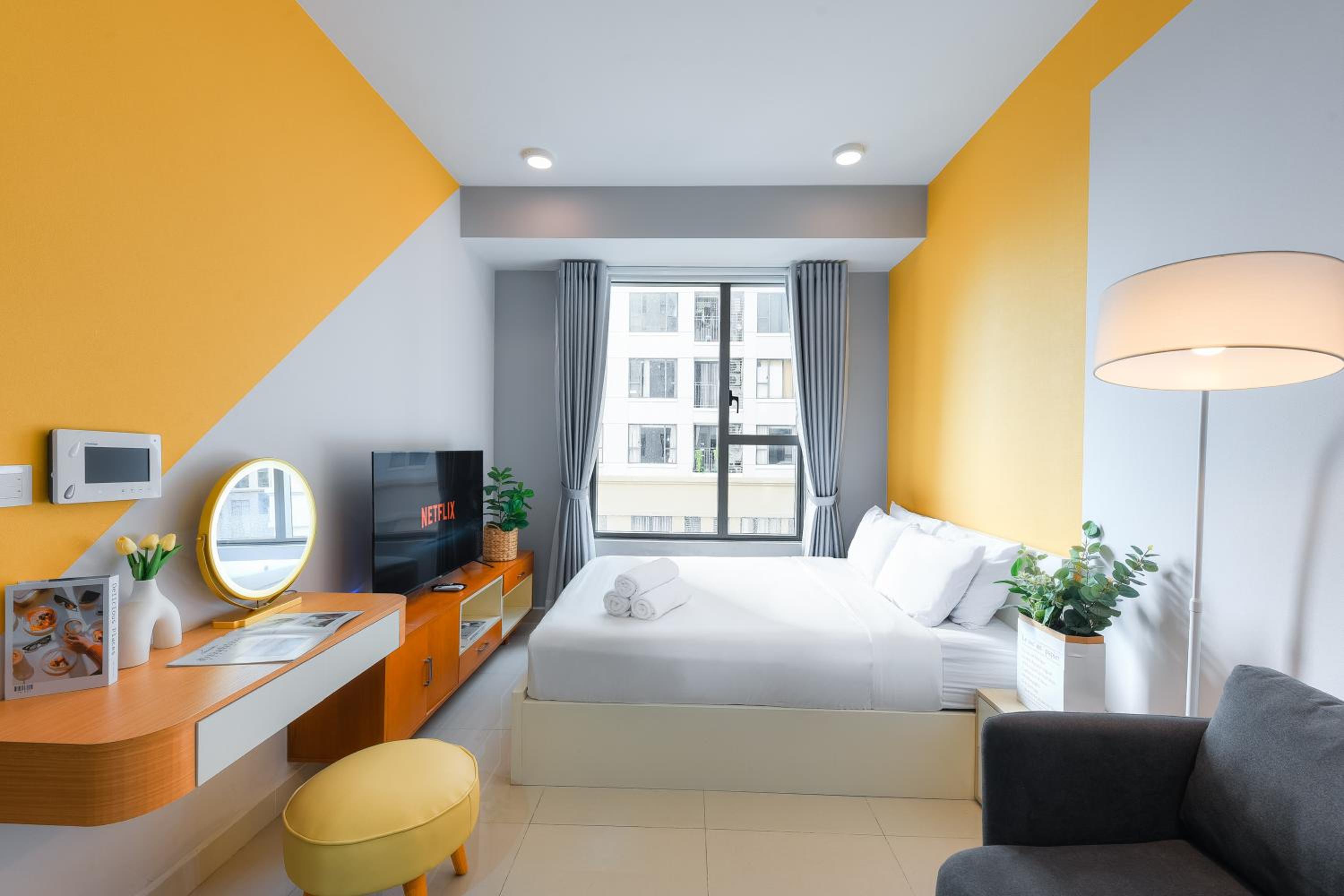 S Lux Apartment