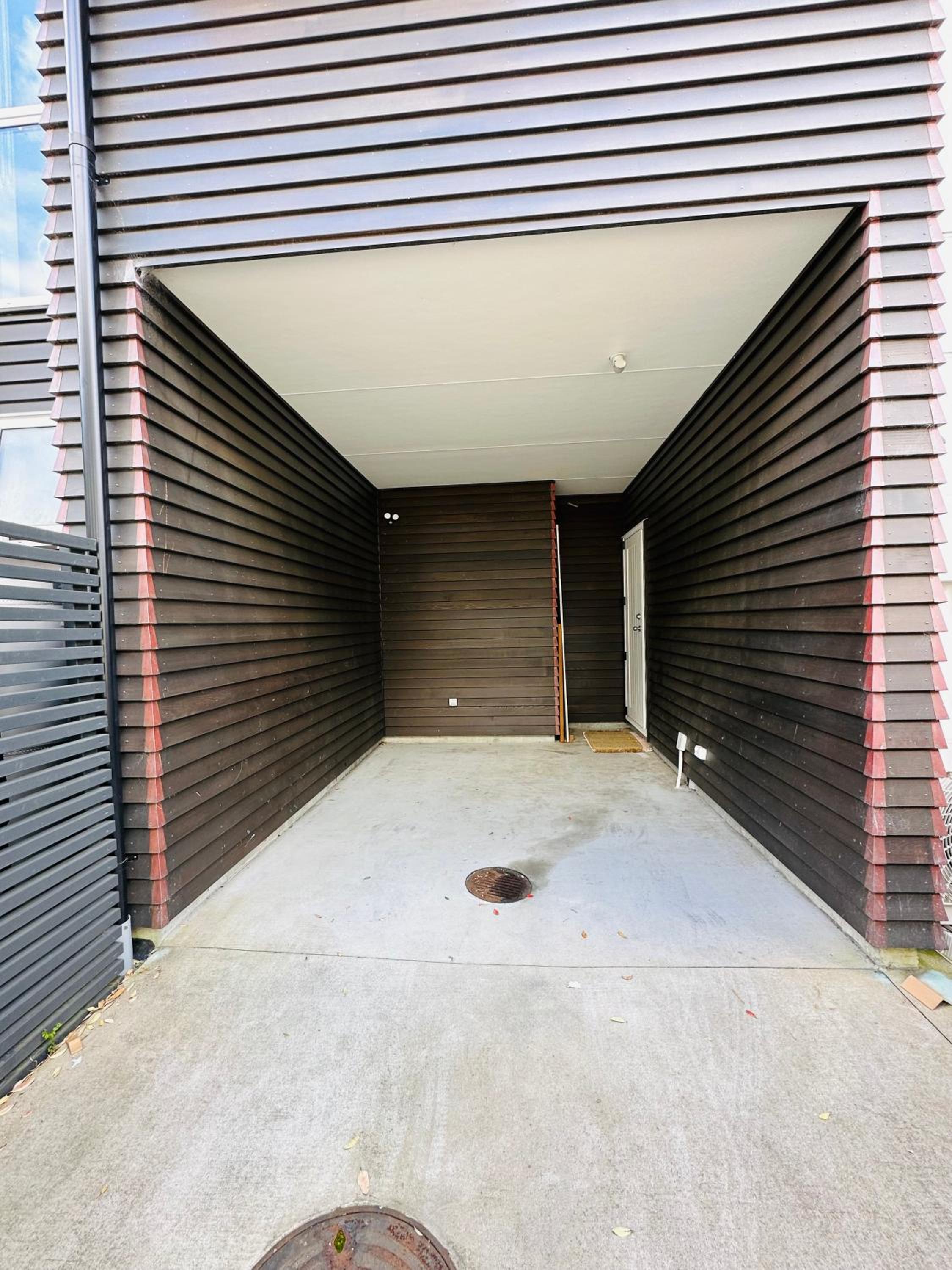 Plush 3 bedroom property in Hobsonville