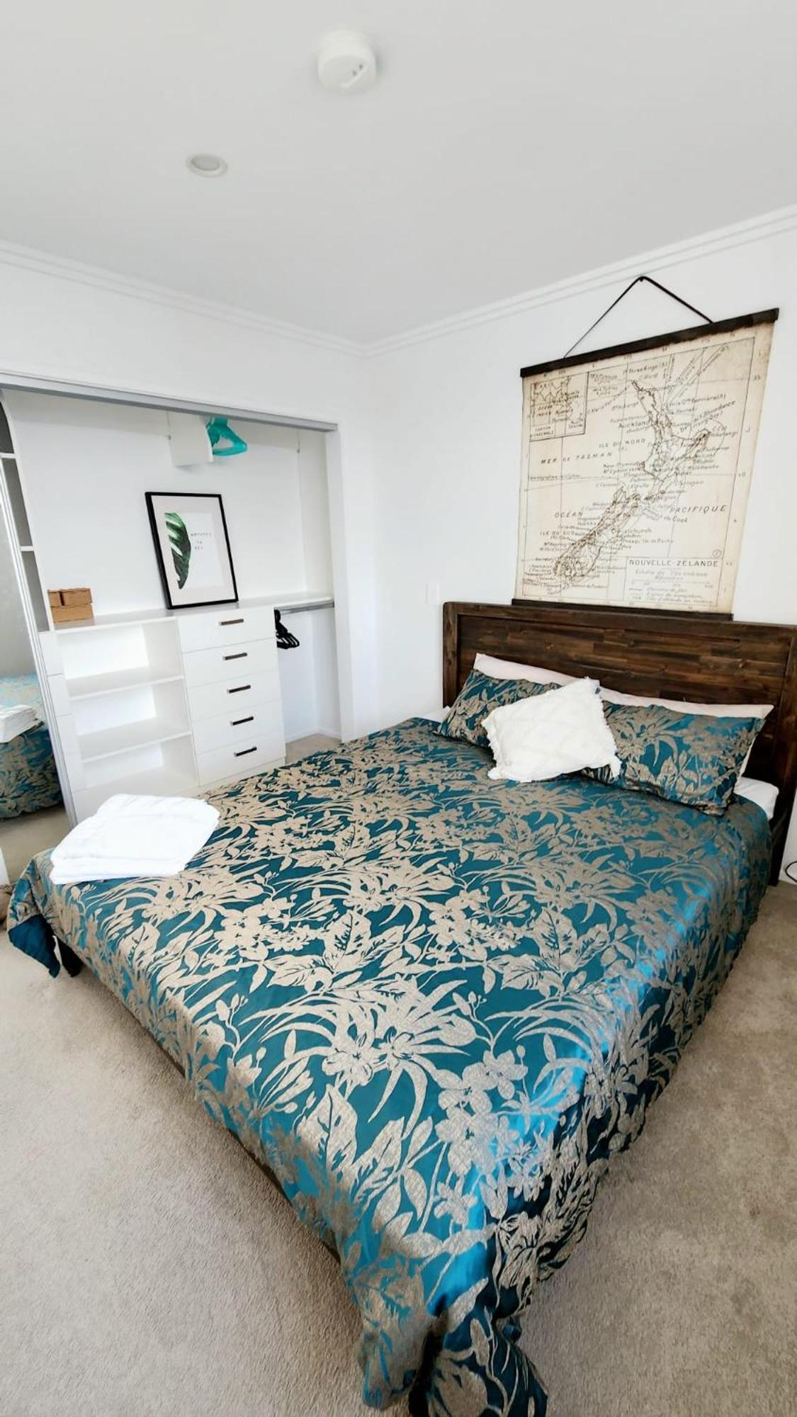 Plush 3 bedroom property in Hobsonville