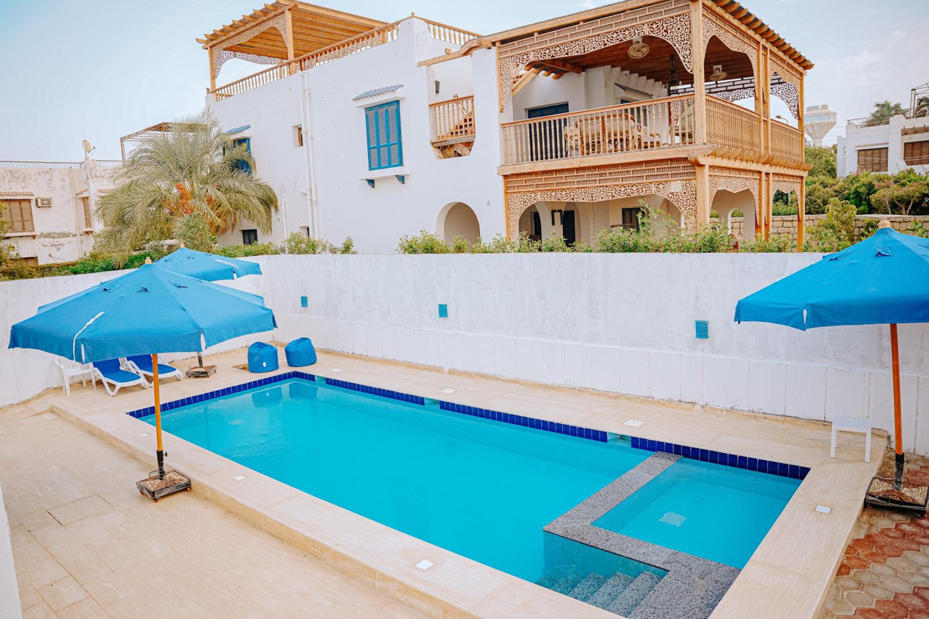 Tunis Oasis 4 Bedrooms private villa with private pool