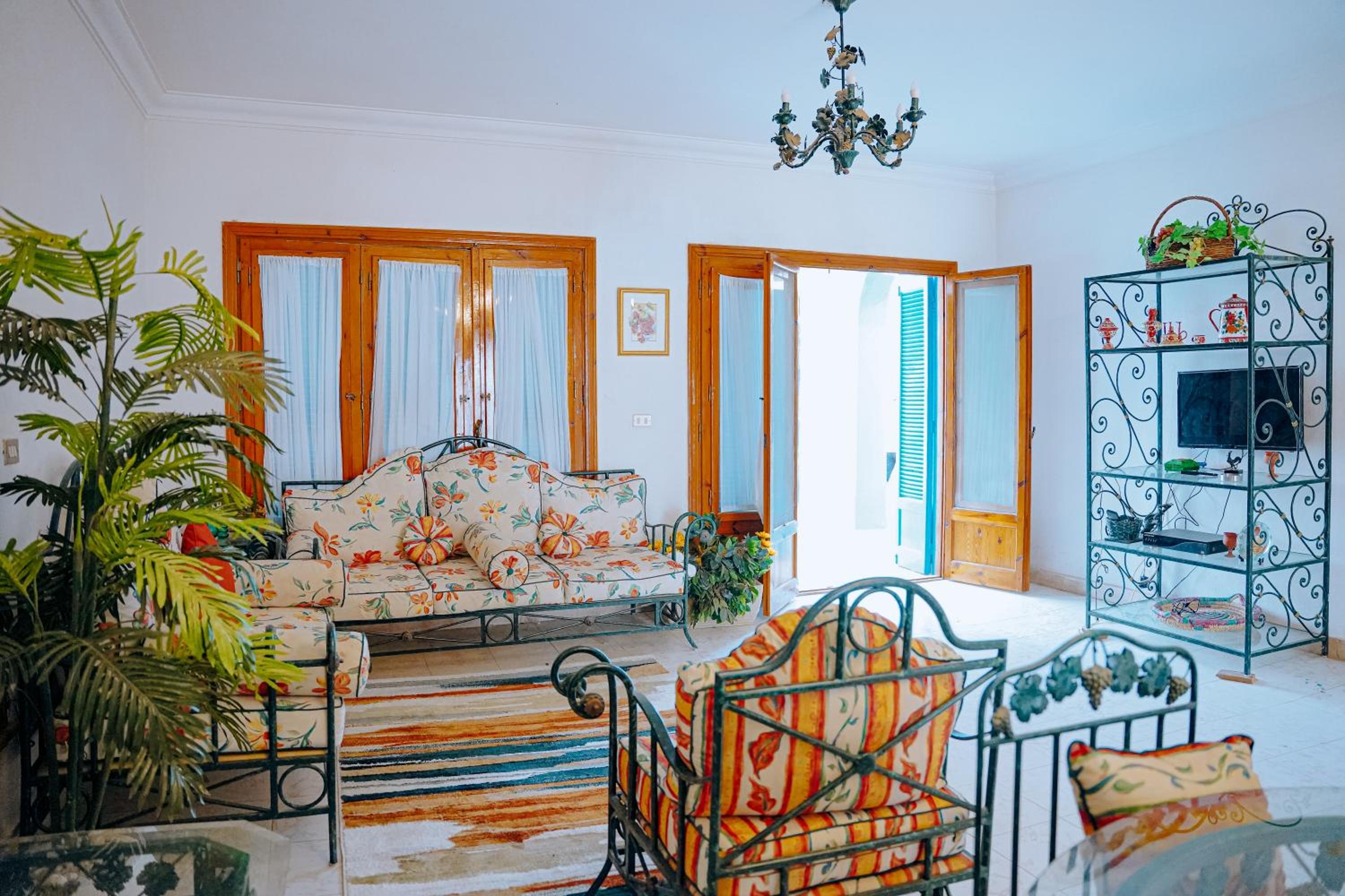 Tunis Oasis 4 Bedrooms private villa with private pool