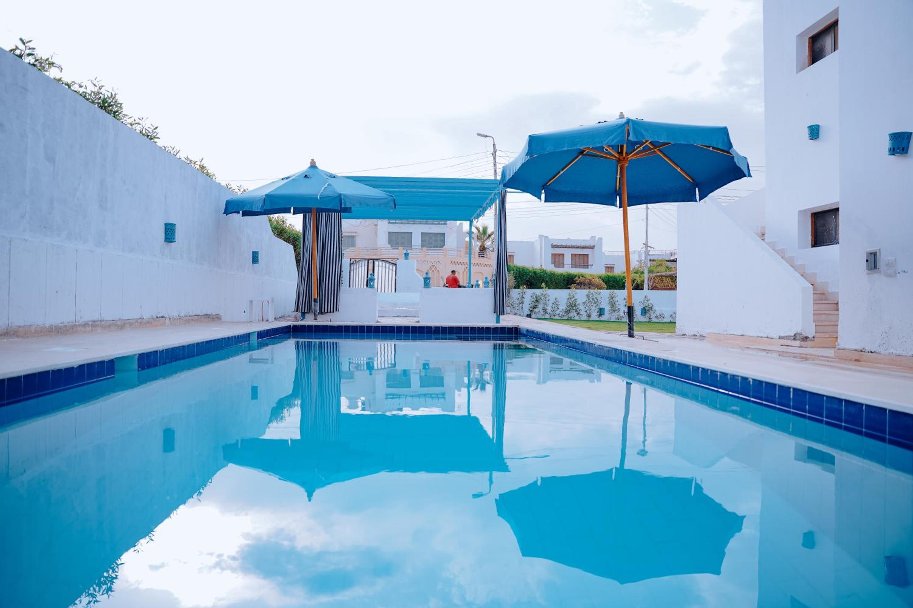 Tunis Oasis 4 Bedrooms private villa with private pool