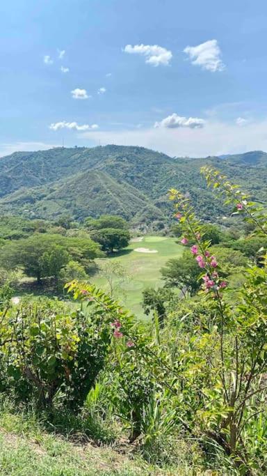 dhozt Mesa De Yeguas, Anapoima.