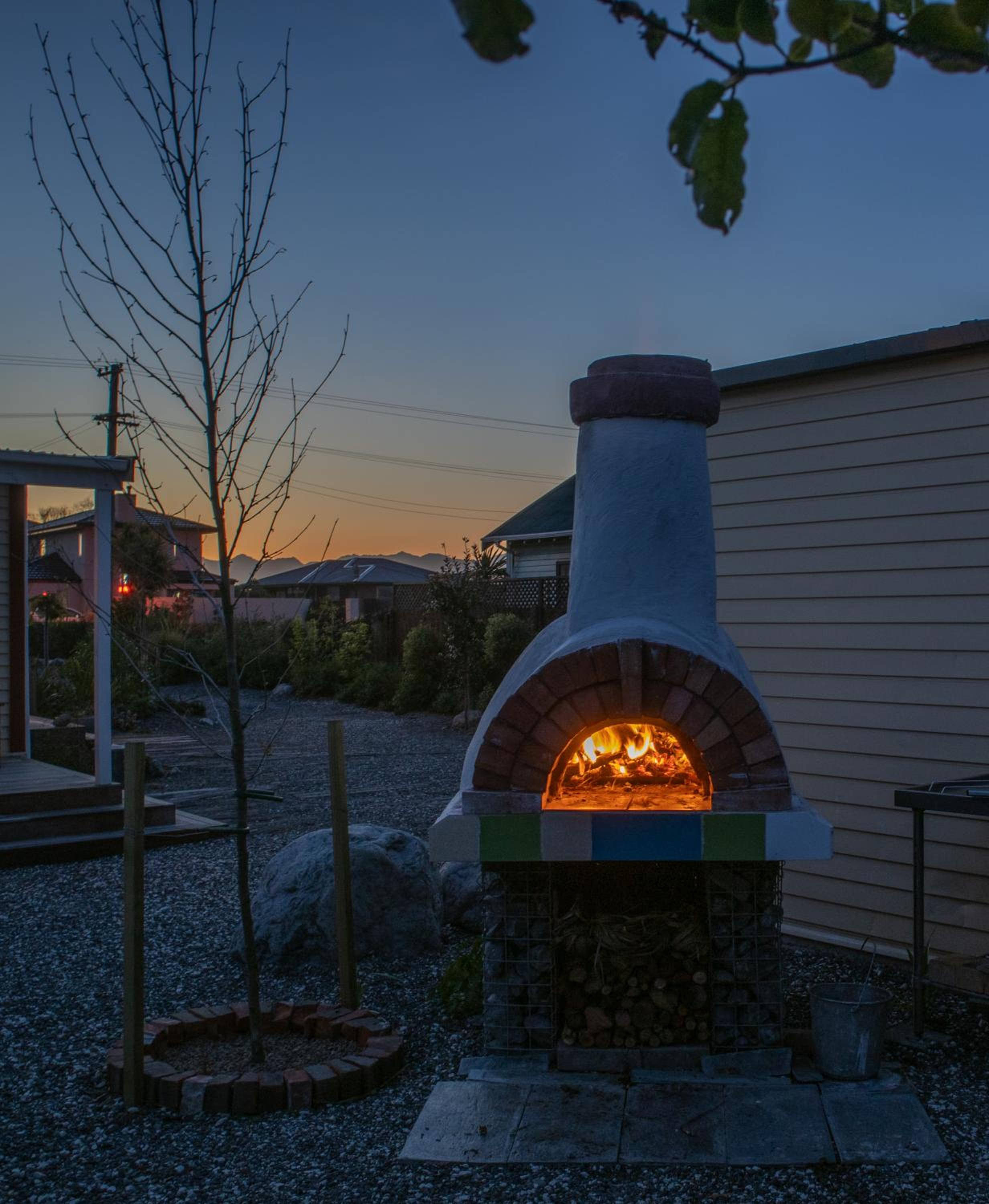 Kowhai Cottage Pizza Oven Central