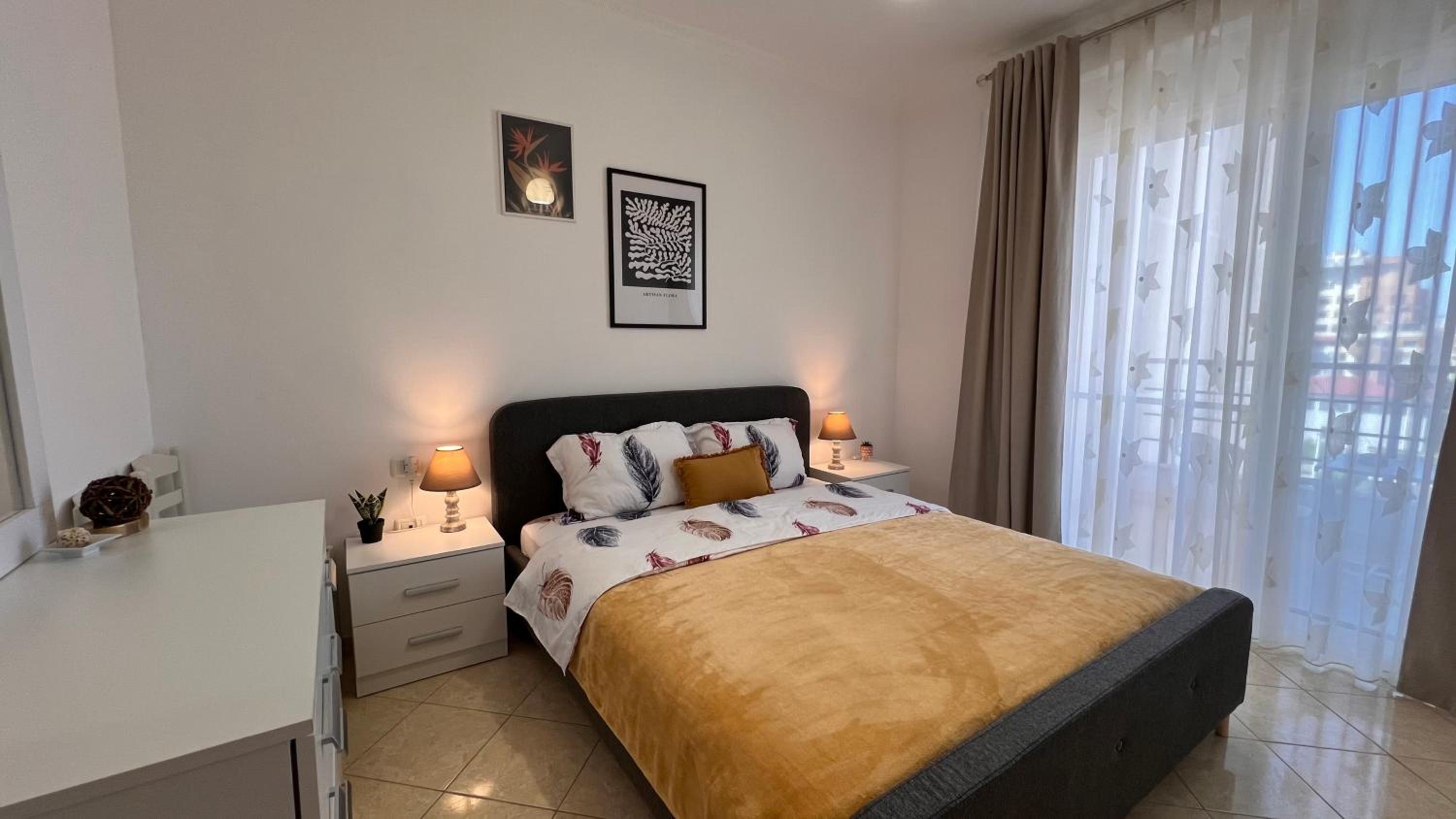 Danny Apartment