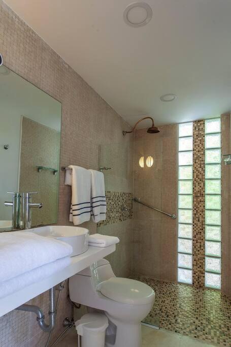 dhozt Marlinda Beach House. Cartagena Colombia