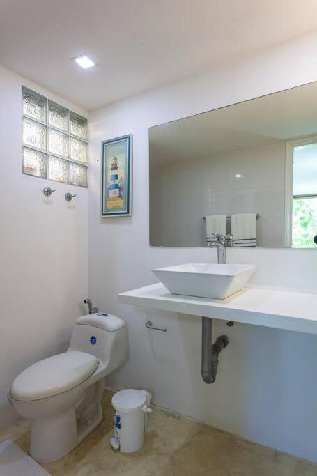 dhozt Marlinda Beach House. Cartagena Colombia