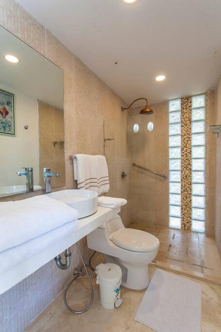 dhozt Marlinda Beach House. Cartagena Colombia