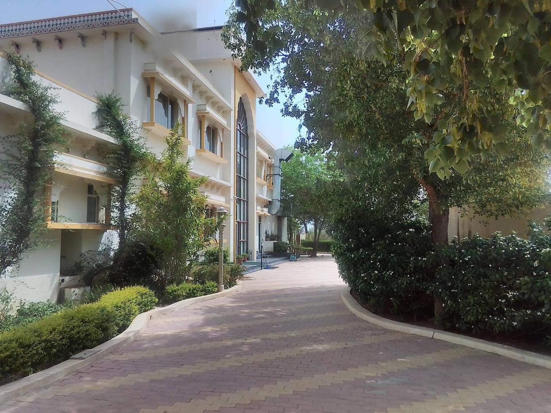 Neelkanth's Bagar Inn Resort view 2