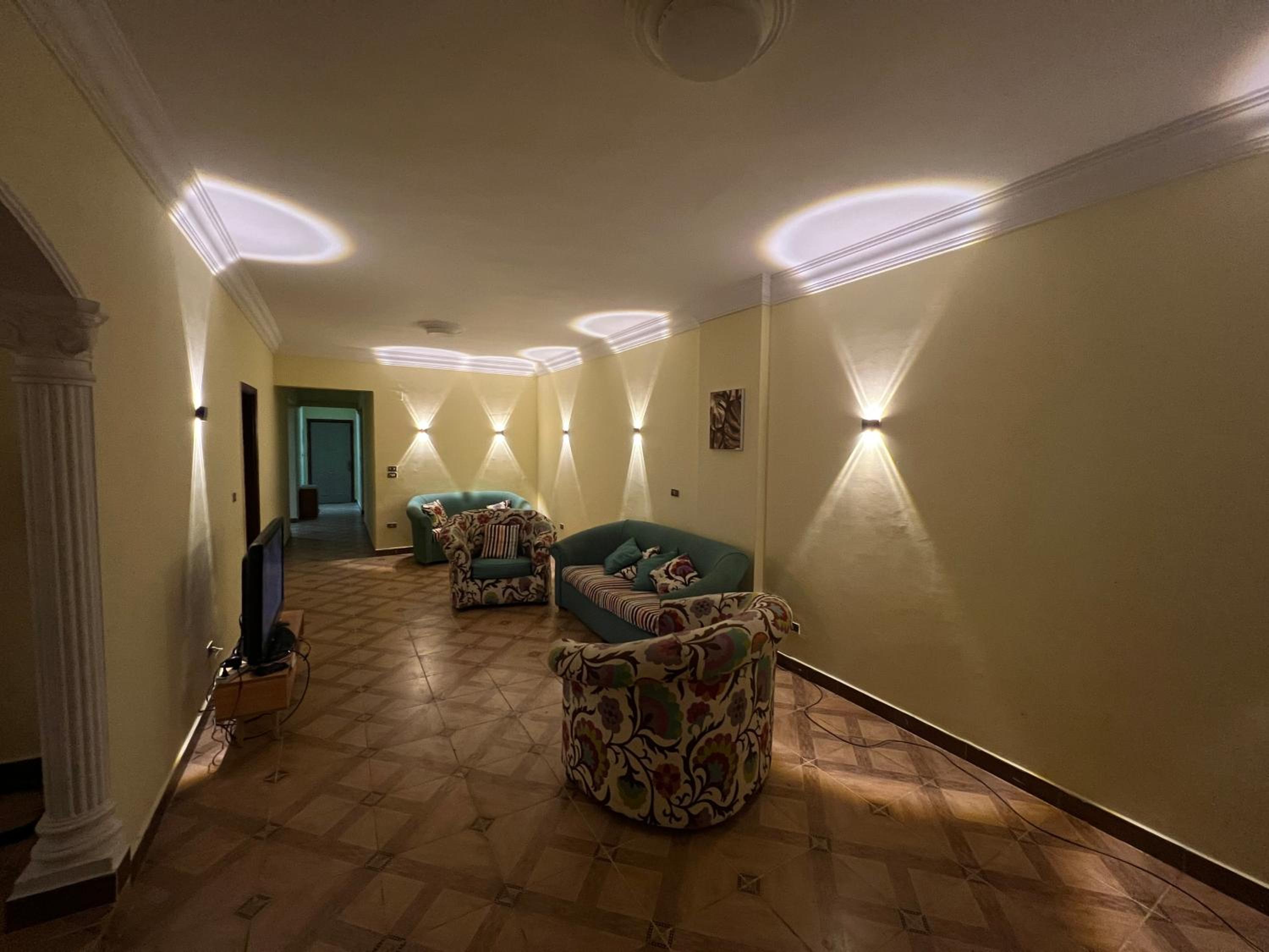 2 Bedroom Apartment with private entrance