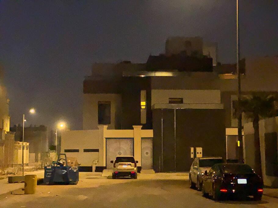 A studio in upscale neighborhood