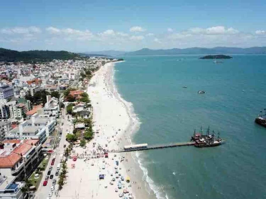 AP PRAIA DE CANASVIEIRAS ÓTIMA LOCALIZAÇÃO