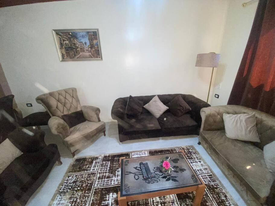 Modern 3BR Full pyramids view Apartment & Free Roof Acsess
