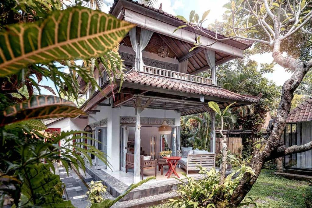 Romance@GANESH Ubud Entire Villa - Private Pool view 4