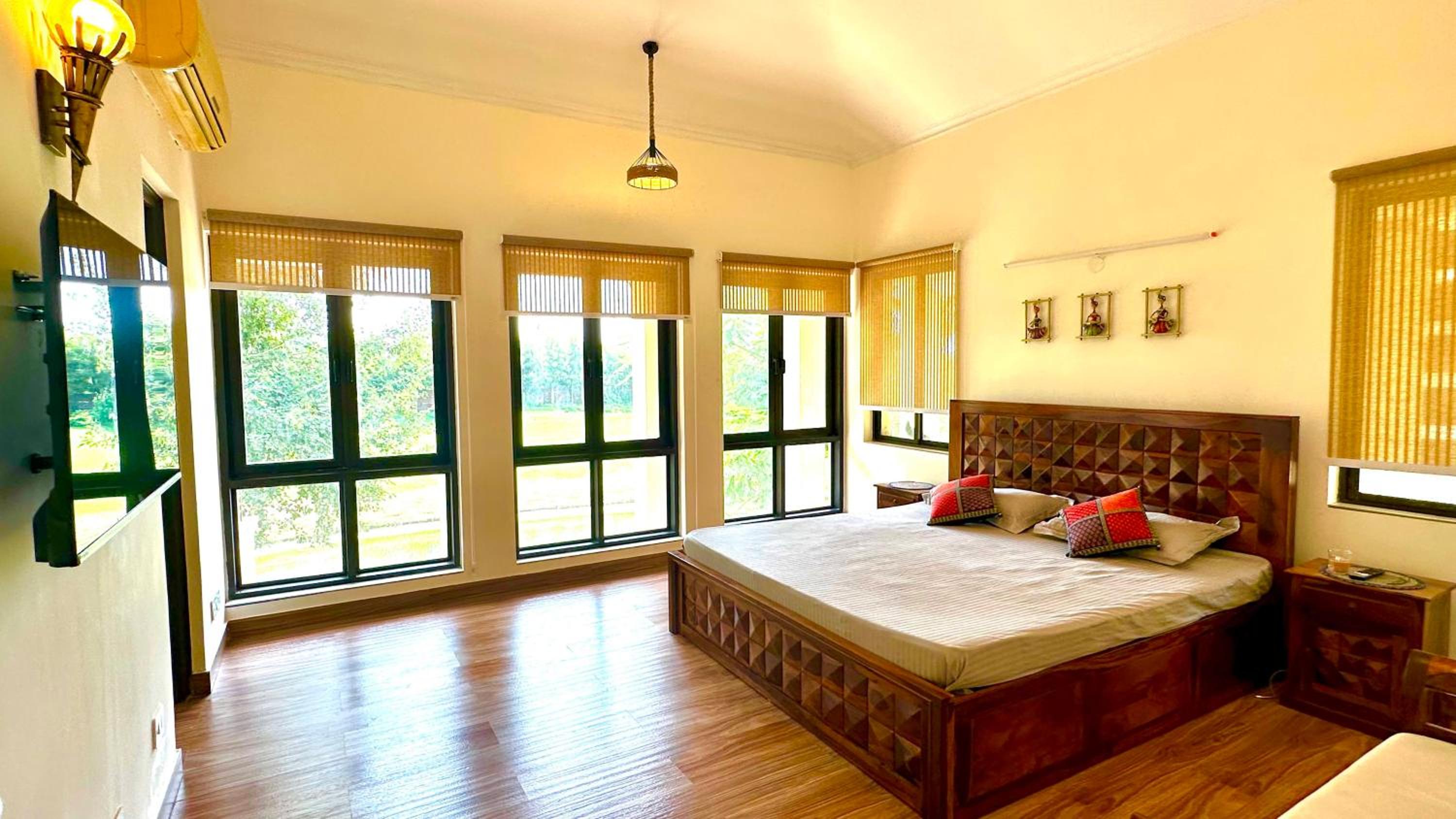 Lake View Villa - Tarudhan Golf Valley Resort view 3
