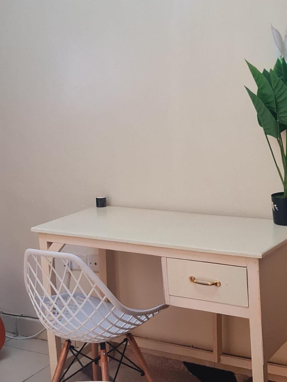 skylar apartment