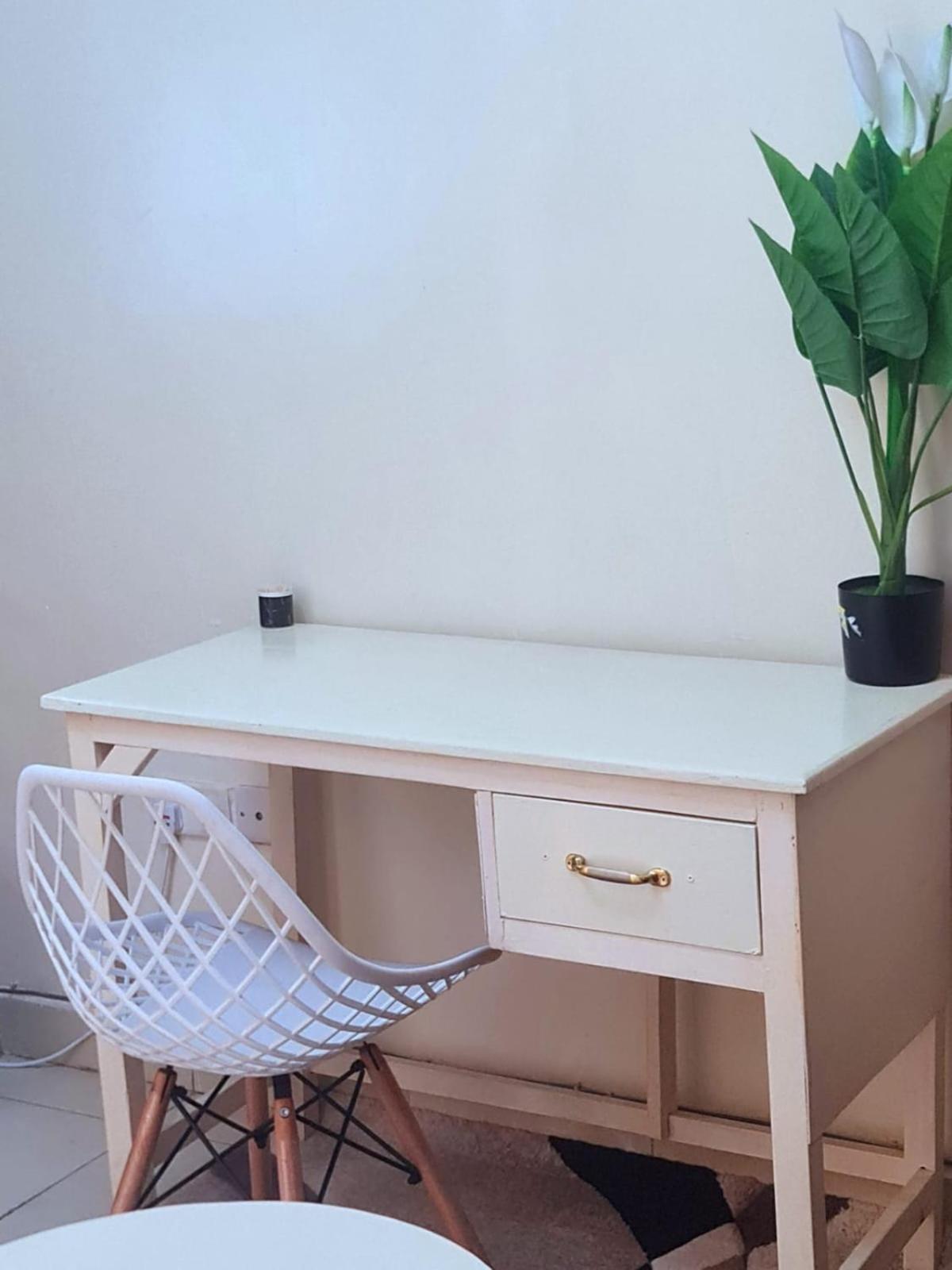 skylar apartment