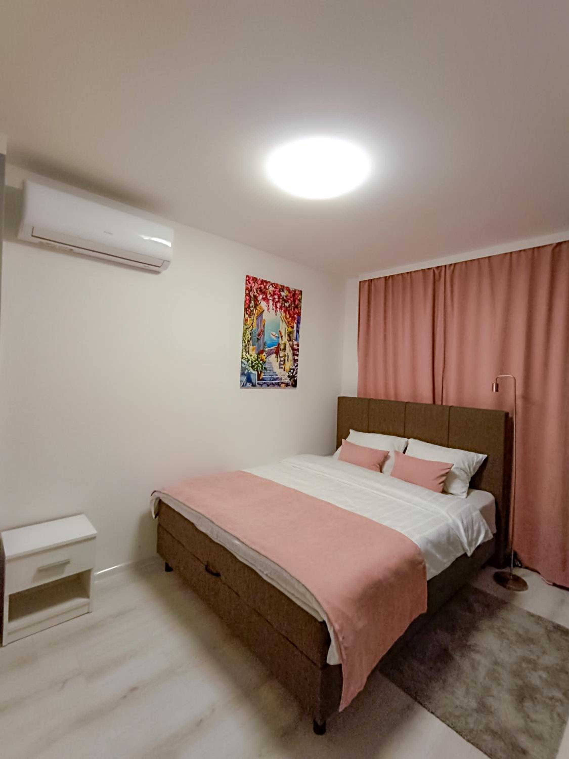 Apartments Ajša