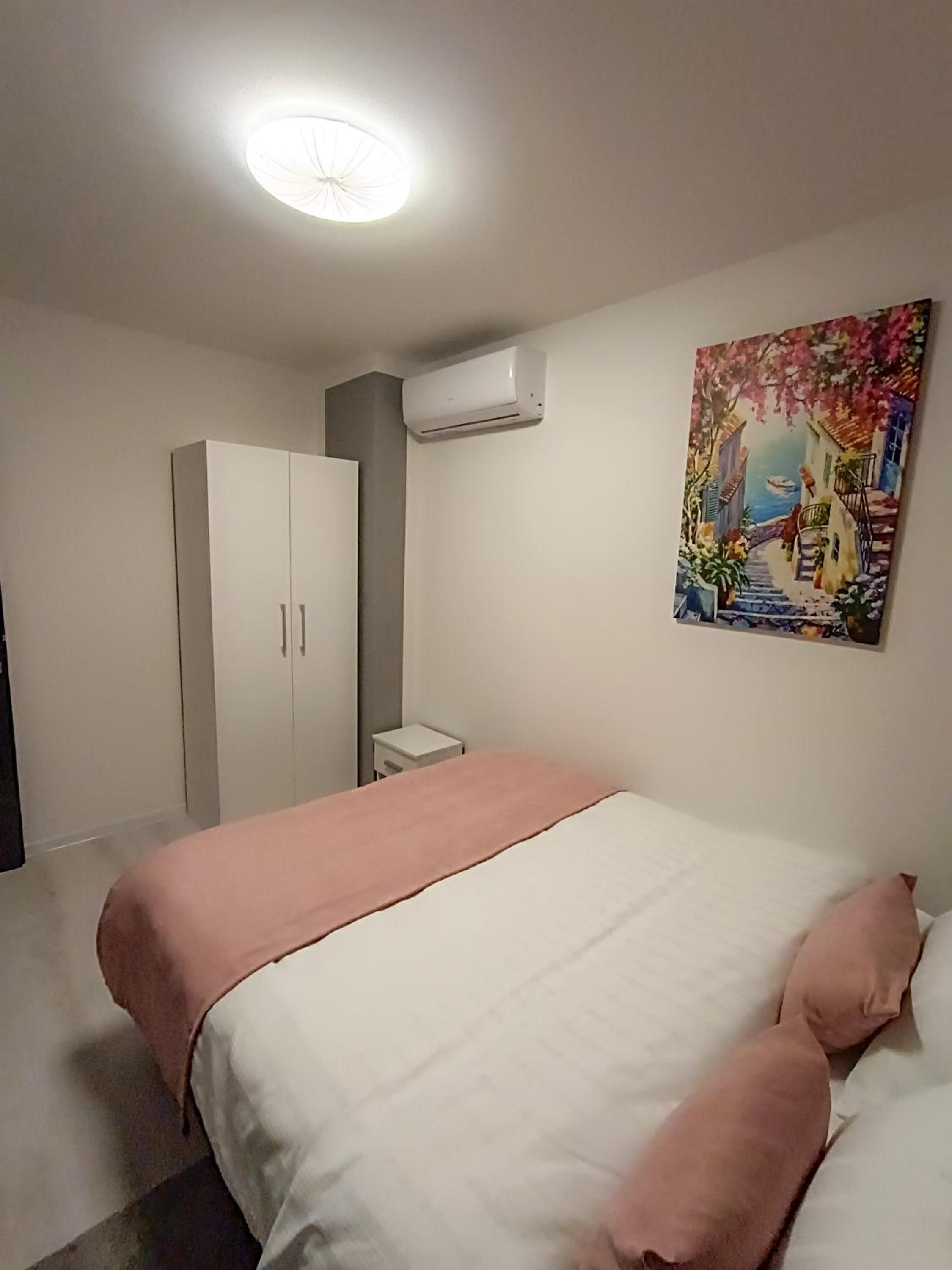 Apartments Ajša