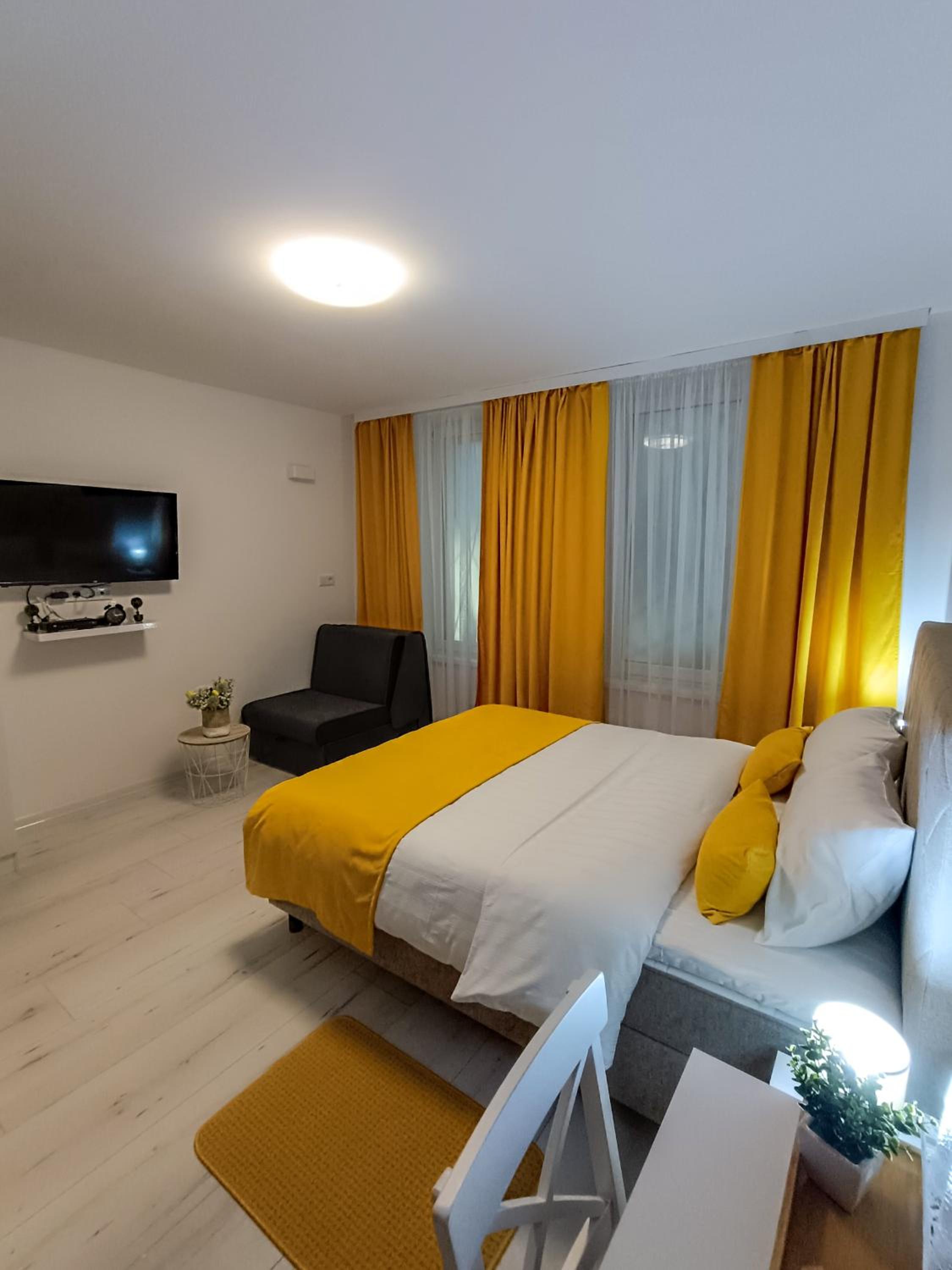 Apartments Ajša