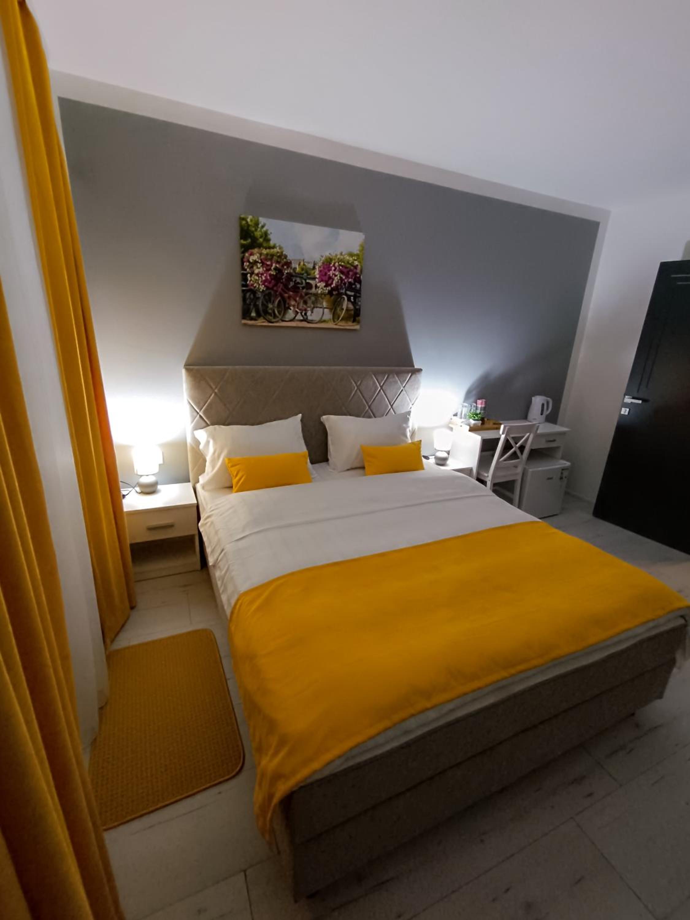 Apartments Ajša