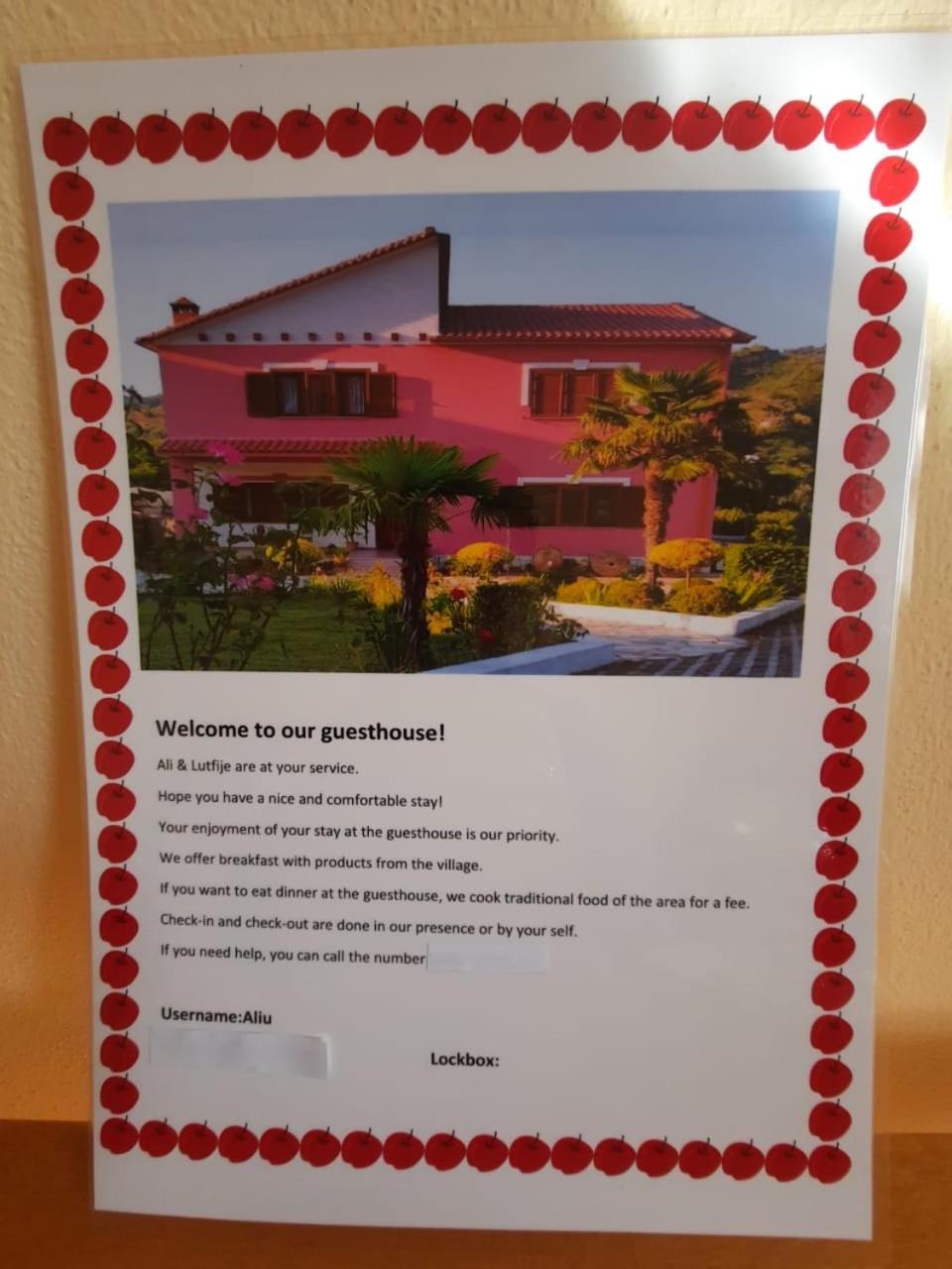 Guesthouse Ndroq