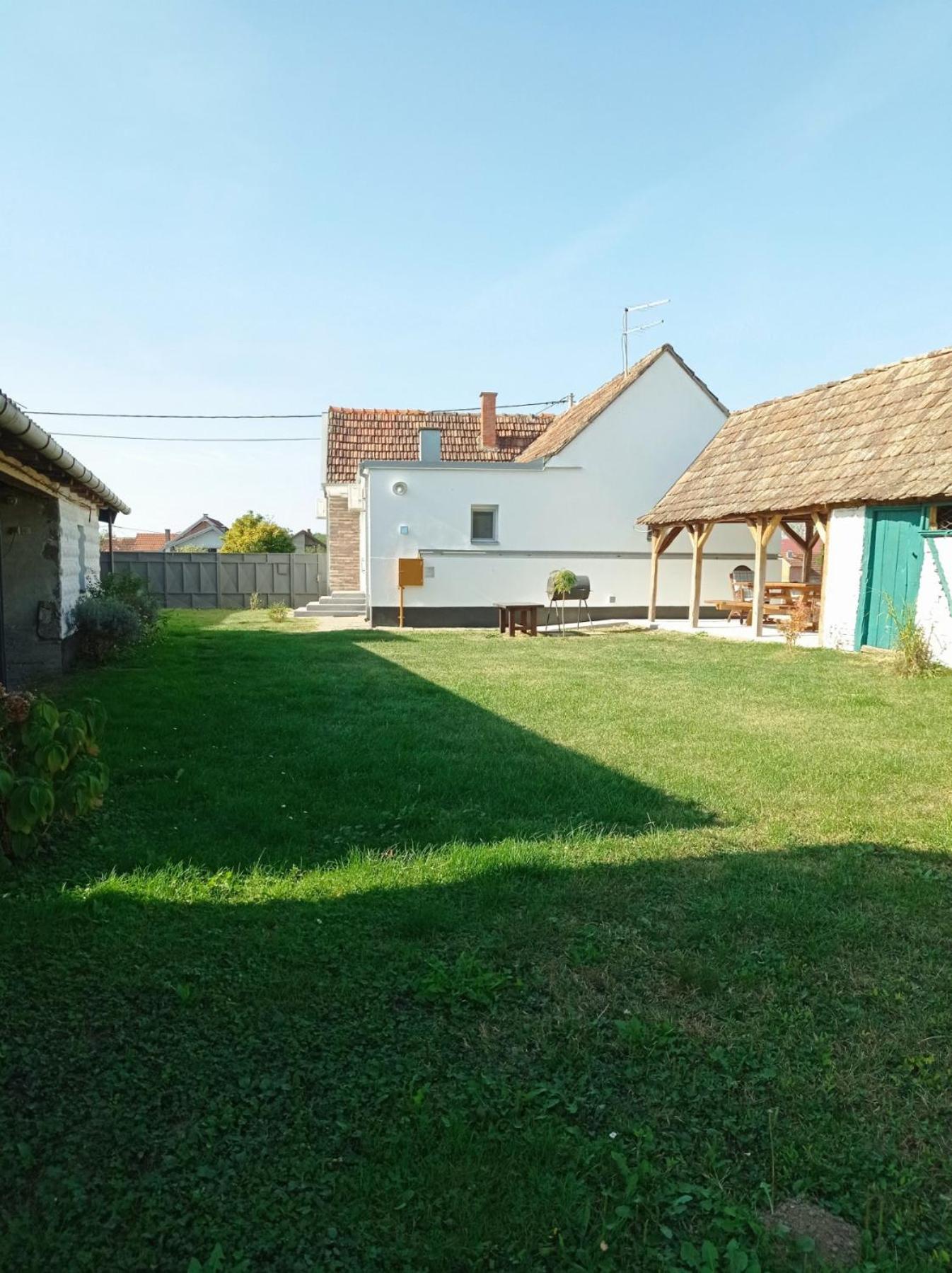 Photo 40