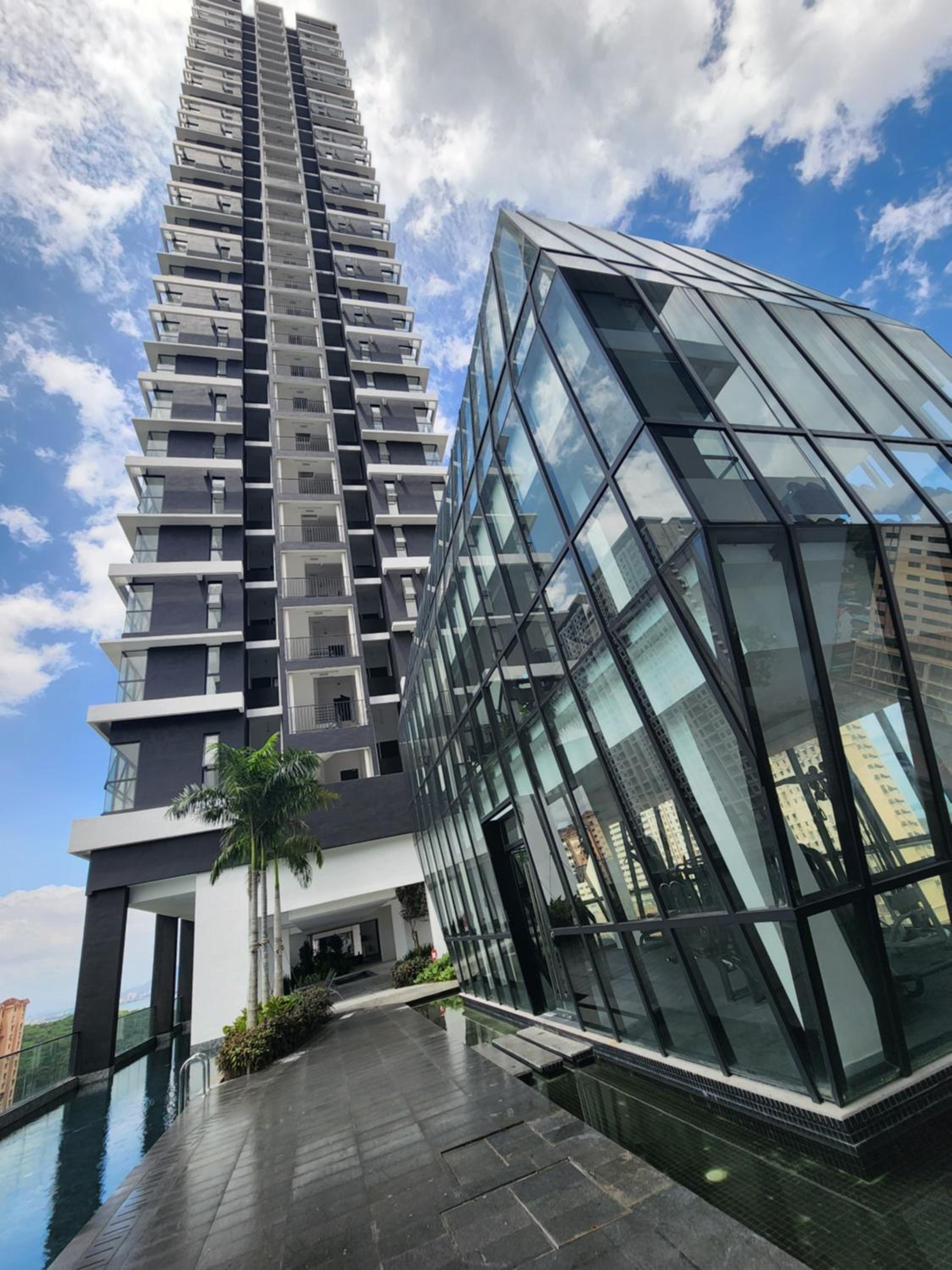 Executive Premium Urban Suites - Jelutong photo 1
