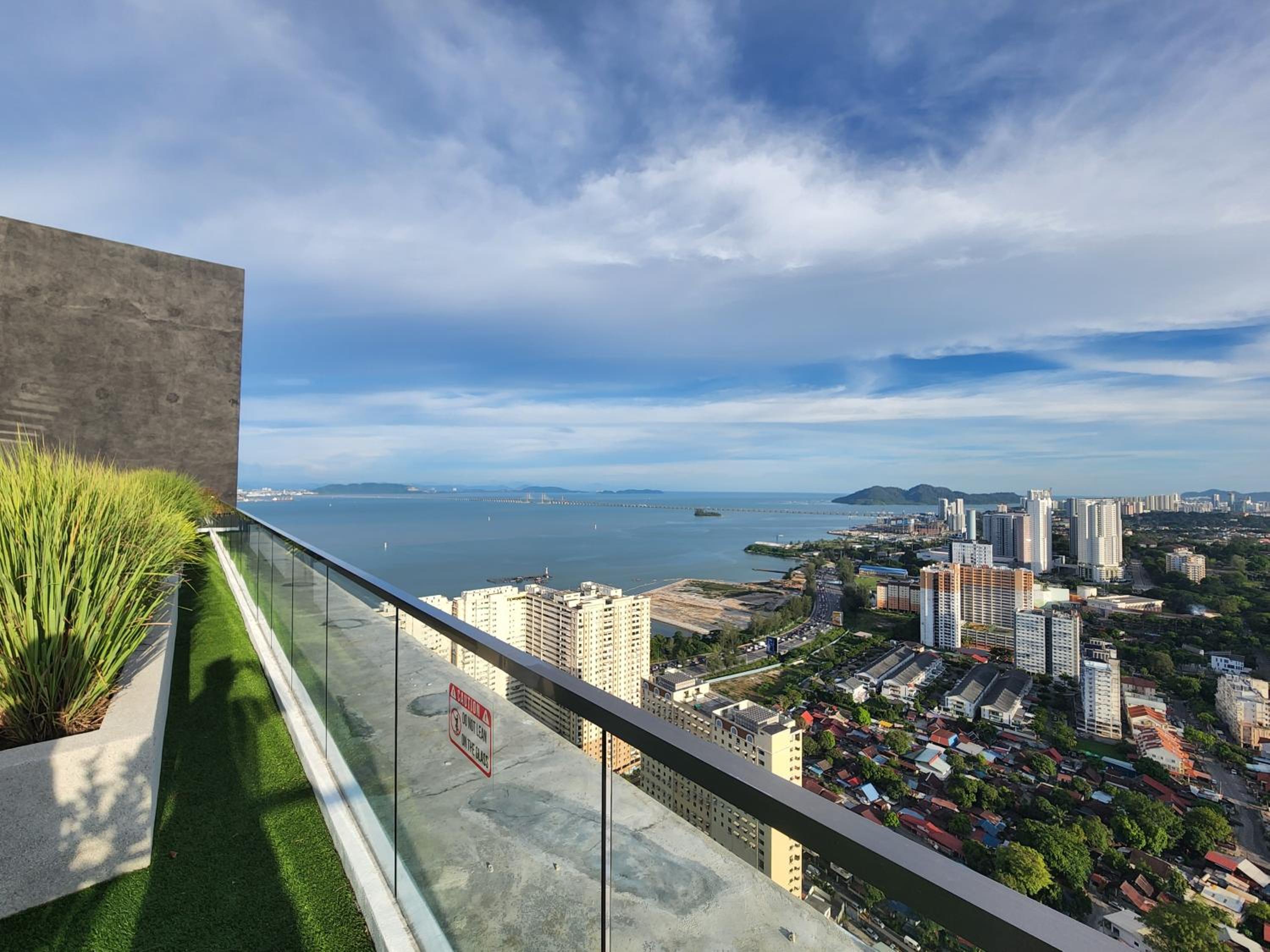 Executive Premium Urban Suites - Jelutong photo 2