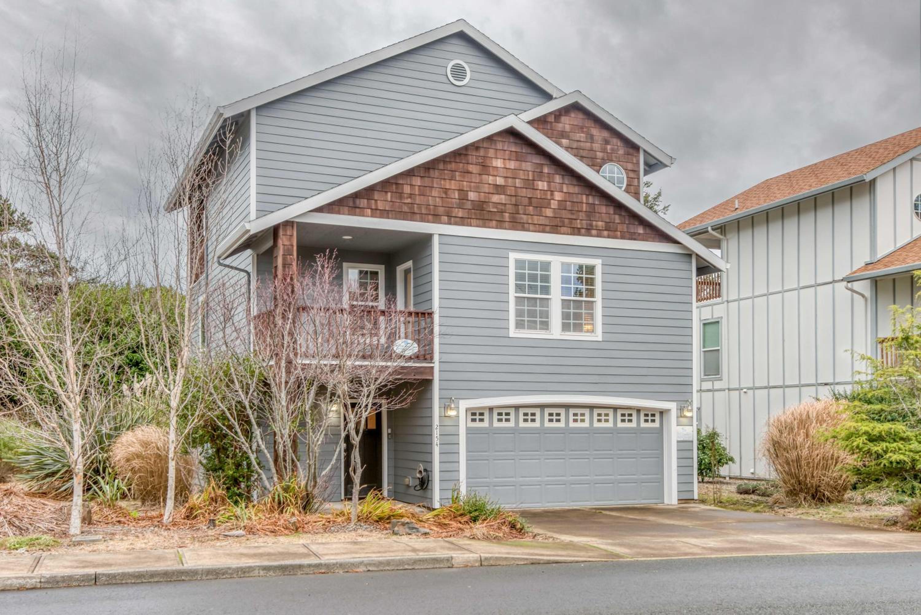 Hotel A Lobster Lookout - Image 1