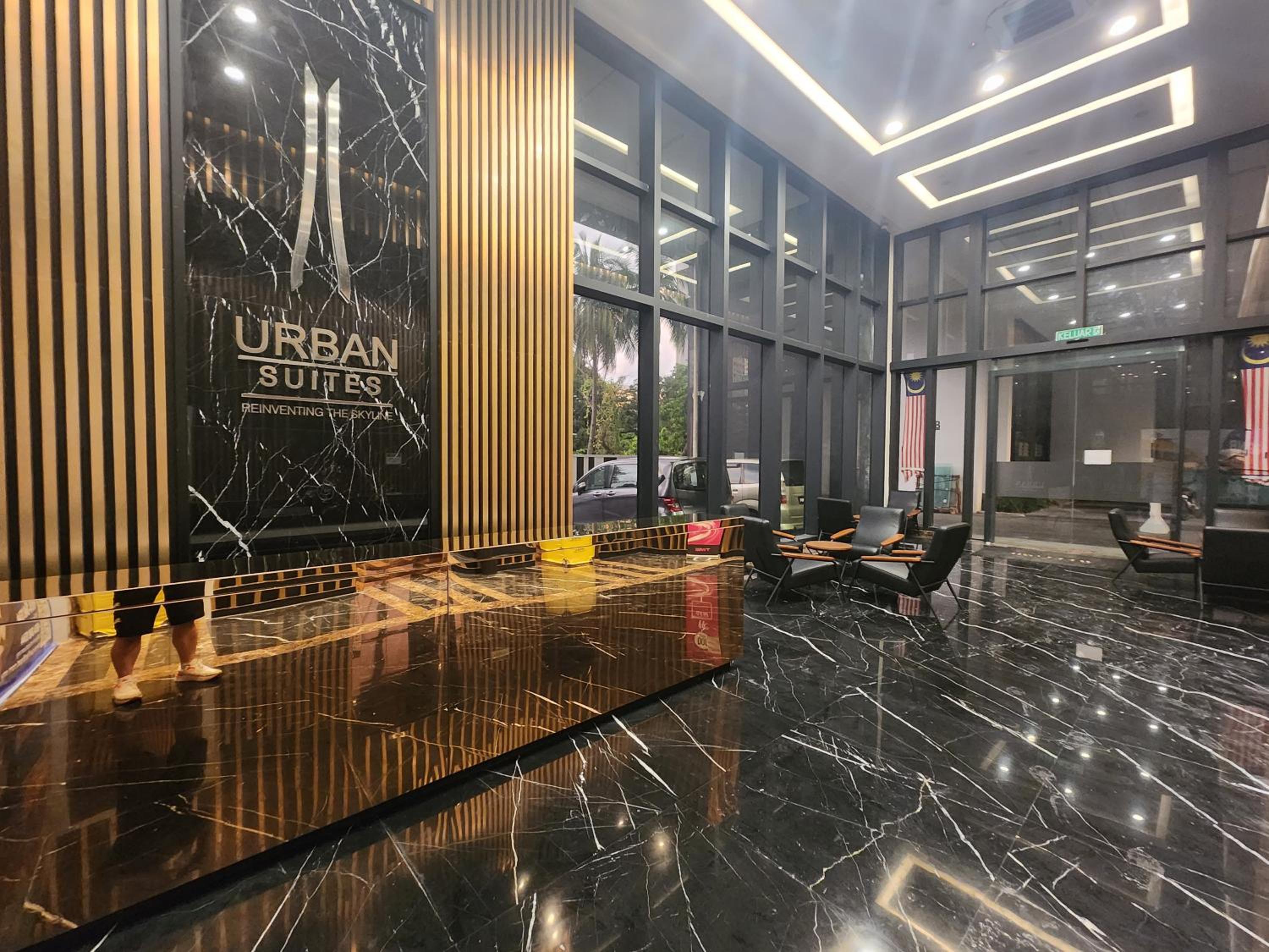 Executive Premium Urban Suites - Jelutong view 2