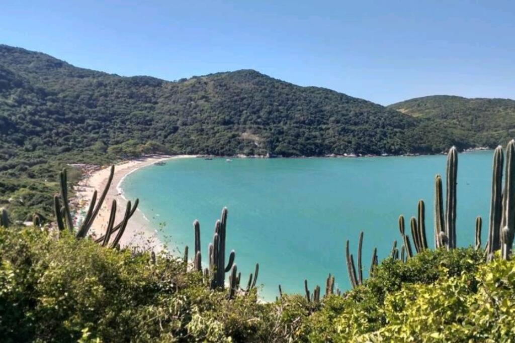 Loft em condomínio com piscina em Cabo Frio