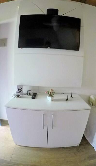 Loft em condomínio com piscina em Cabo Frio