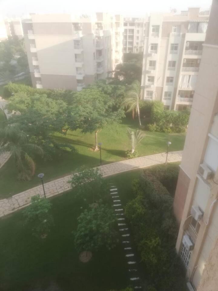 New and comfortable apt in madinaty compound